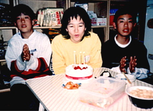 誕生日2.jpg (39949 バイト)