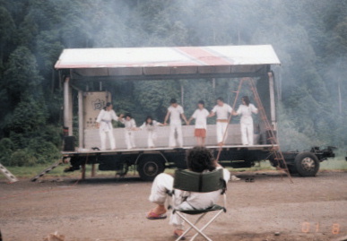 2001.8.26.-11gasshuku.JPG (44987 バイト)