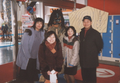 2002.2.15.akita-yumi3.jpg (49372 oCg)