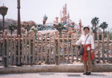 2003.5.25.disneysee.yumi-6.jpg (57384 バイト)