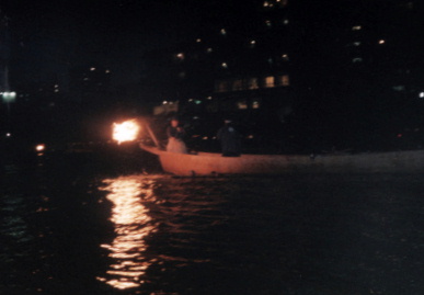 2003.7.26.nagaragawa.yumi-1.jpg (29820 バイト)