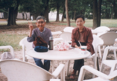 2003.9.23.doubutsuen-1.jpg (53204 バイト)